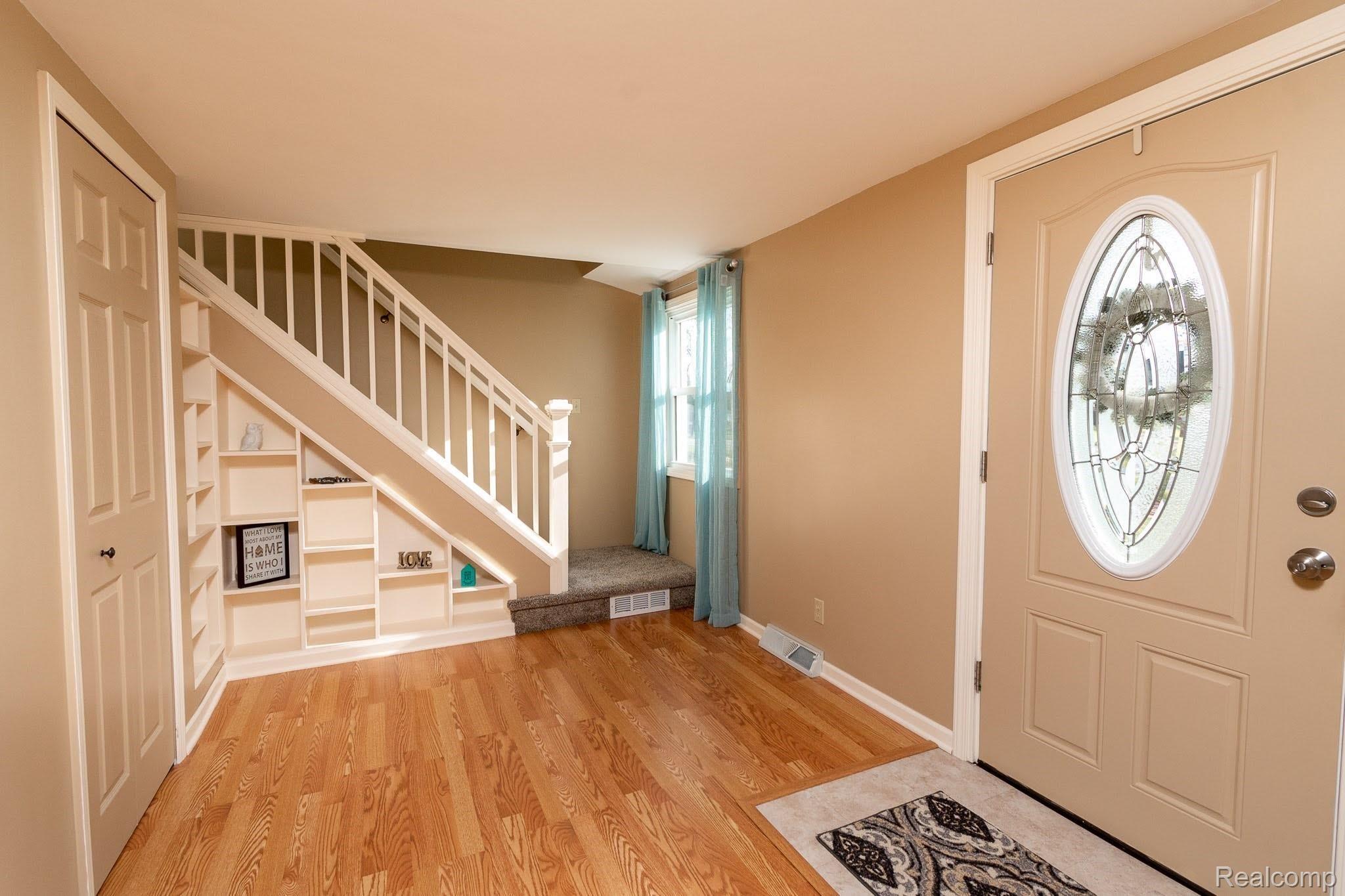 1675 Bowers Road Lapeer, MI 48446 - Photo 20 of 46 1575-24.jpg