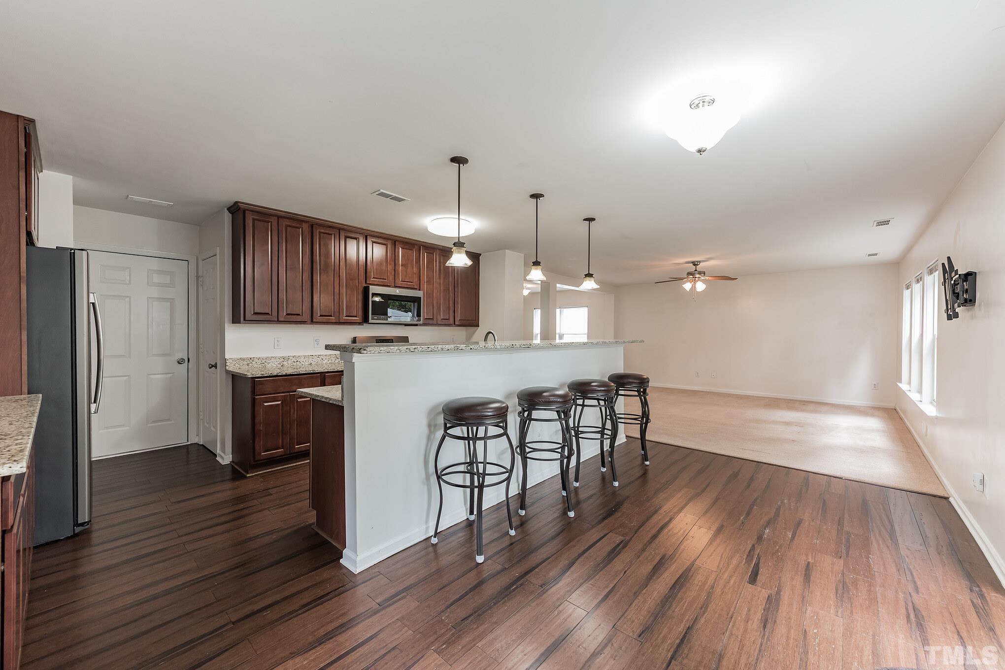 2824 Roundleaf Court Raleigh, NC 27604 - Photo 7 of 35