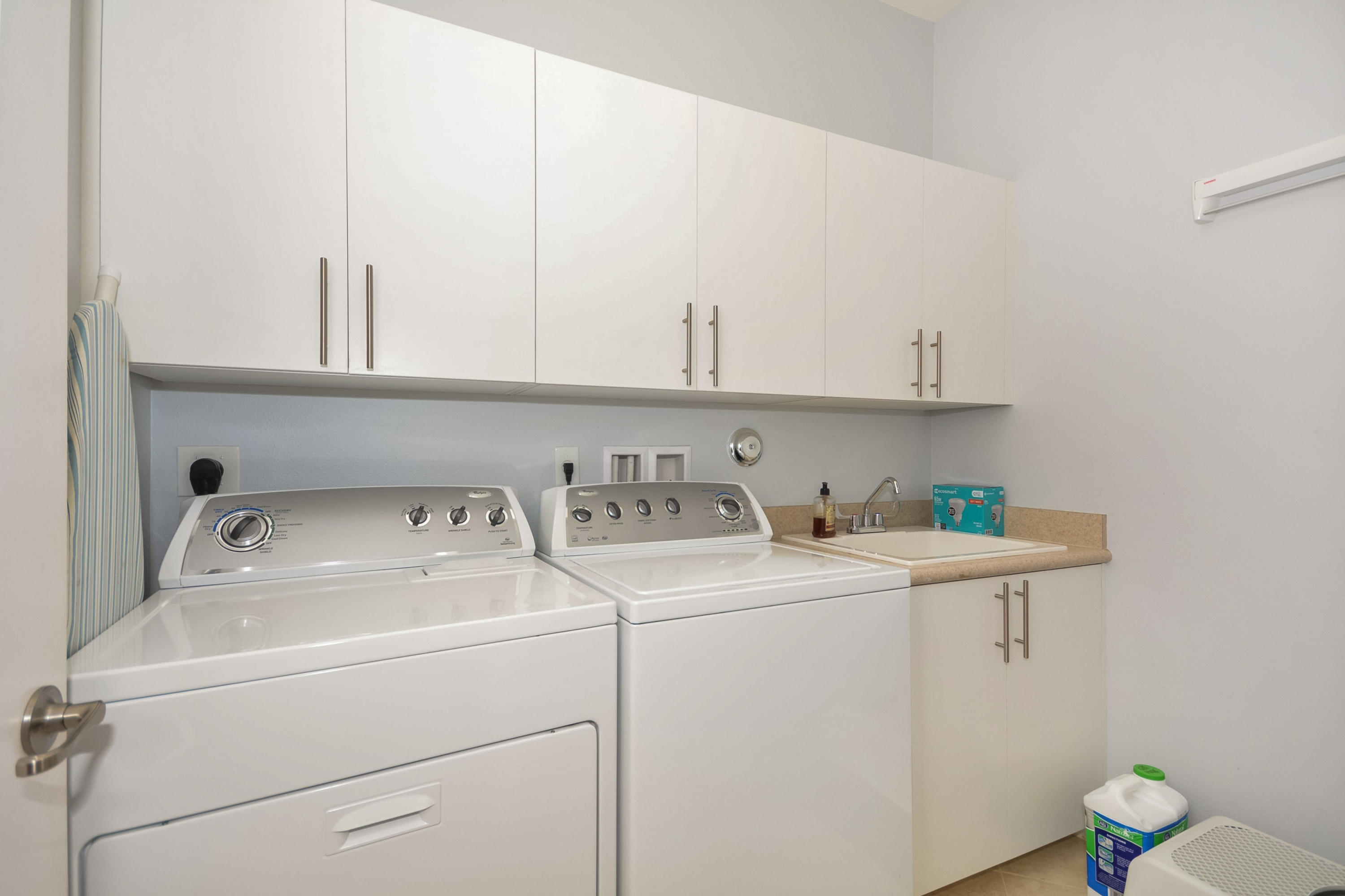 5052 Northwest 16th Way Boca Raton, FL 33431 - Photo 11 of 23 5052_nw_16th_way_MLS_HID1076407_ROOMlaun