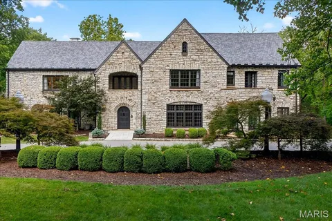 $4,795,000 | 33 Dromara Road, Ladue, MO 63124