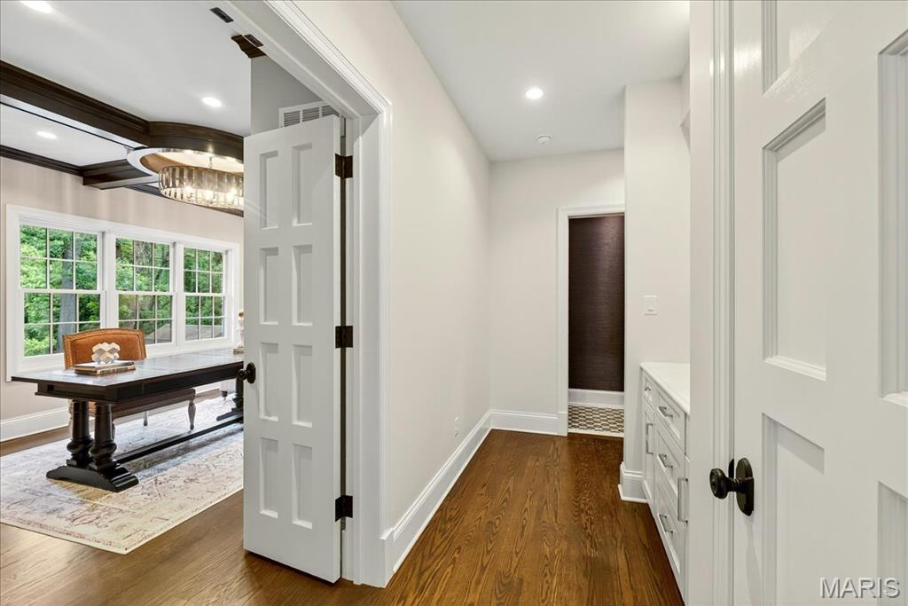 33 Dromara Road Ladue, MO 63124 - Photo 25 of 83