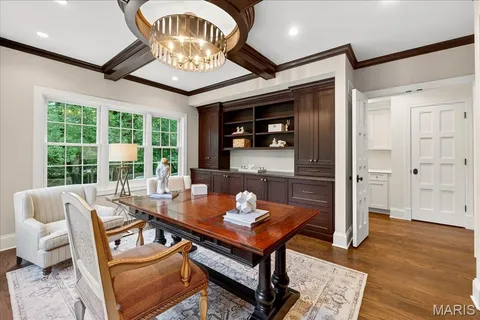 $4,795,000 | 33 Dromara Road, Ladue, MO 63124