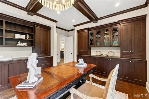 $4,795,000 | 33 Dromara Road, Ladue, MO 63124