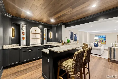 $4,795,000 | 33 Dromara Road, Ladue, MO 63124