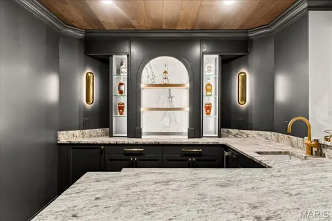 $4,795,000 | 33 Dromara Road, Ladue, MO 63124