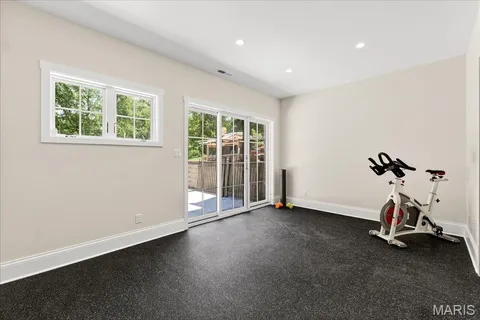 $4,795,000 | 33 Dromara Road, Ladue, MO 63124