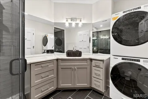 $4,795,000 | 33 Dromara Road, Ladue, MO 63124