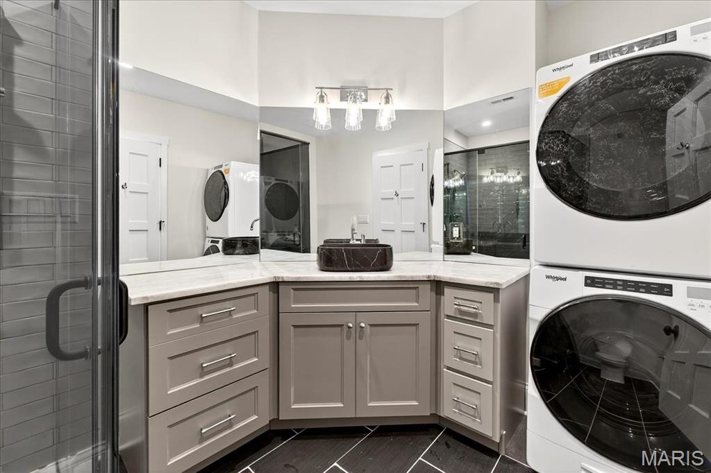 33 Dromara Road Ladue, MO 63124 - Photo 63 of 83