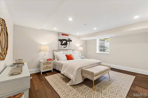 $4,795,000 | 33 Dromara Road, Ladue, MO 63124