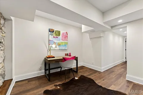 $4,795,000 | 33 Dromara Road, Ladue, MO 63124