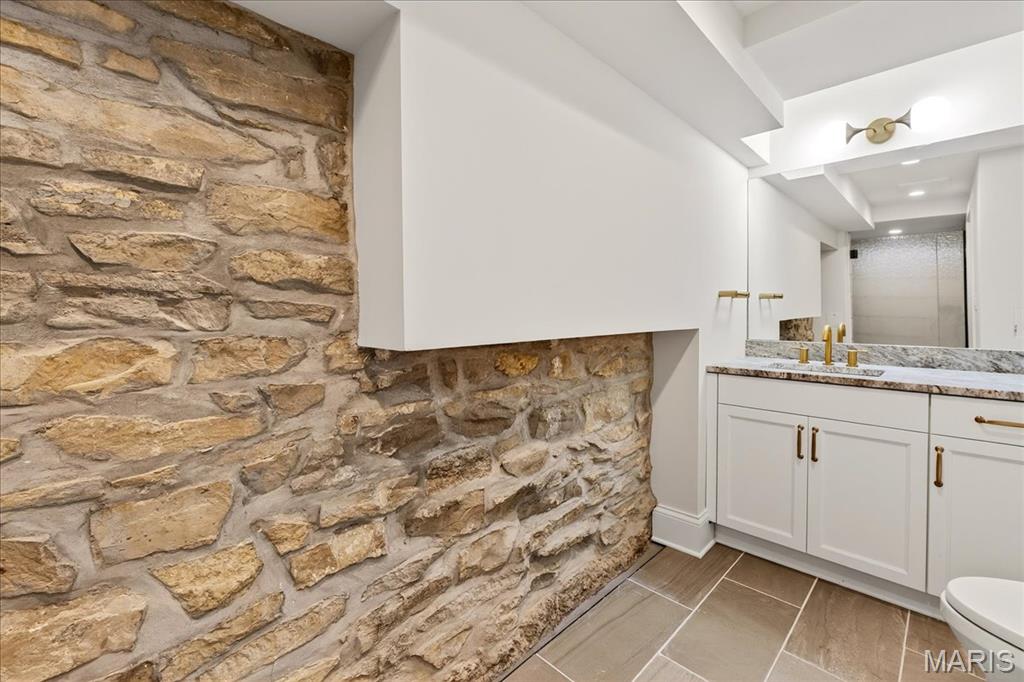 33 Dromara Road Ladue, MO 63124 - Photo 68 of 83