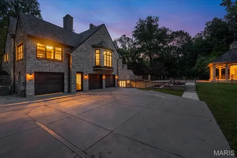$4,795,000 | 33 Dromara Road, Ladue, MO 63124