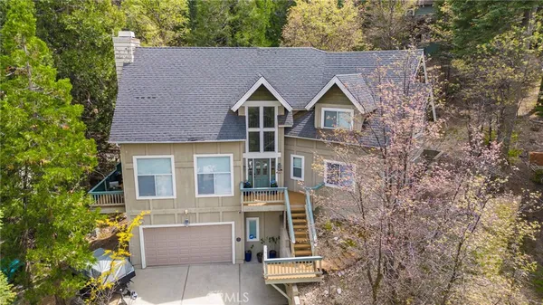 $999,000 | 163 South Grass Valley Road, Lake Arrowhead, CA 92391