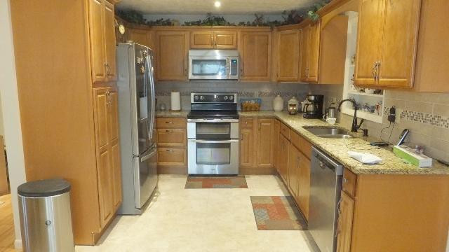 70 Cemetery Road Irvine, KY 40336 - Photo 5 of 37 Photo 5