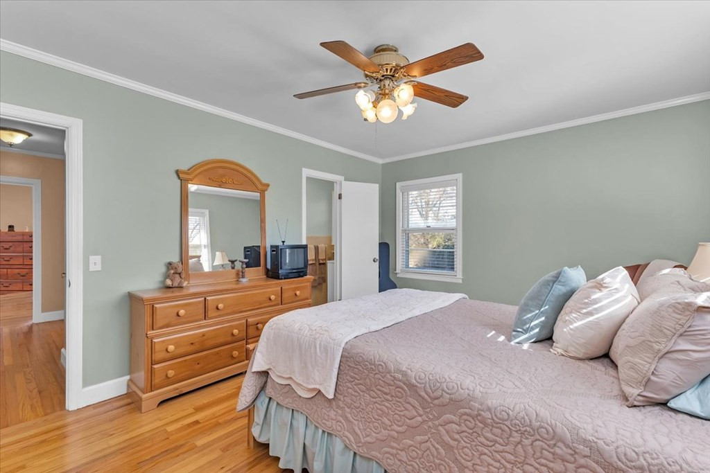 1041 Cedar Road Matthews, GA 30818 - Photo 10 of 47