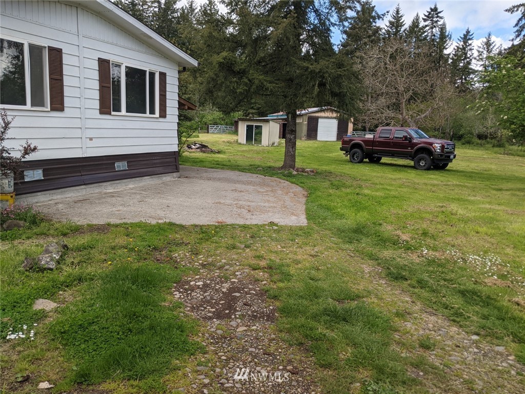 84 Lewis Road Oakville, WA 98568 - Photo 3 of 32 Gallery Image 3
