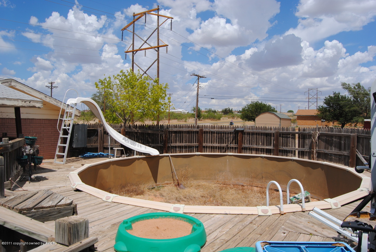 101 Geronimo Road Amarillo, TX 79108 - Photo 22 of 27 Another Pool area view