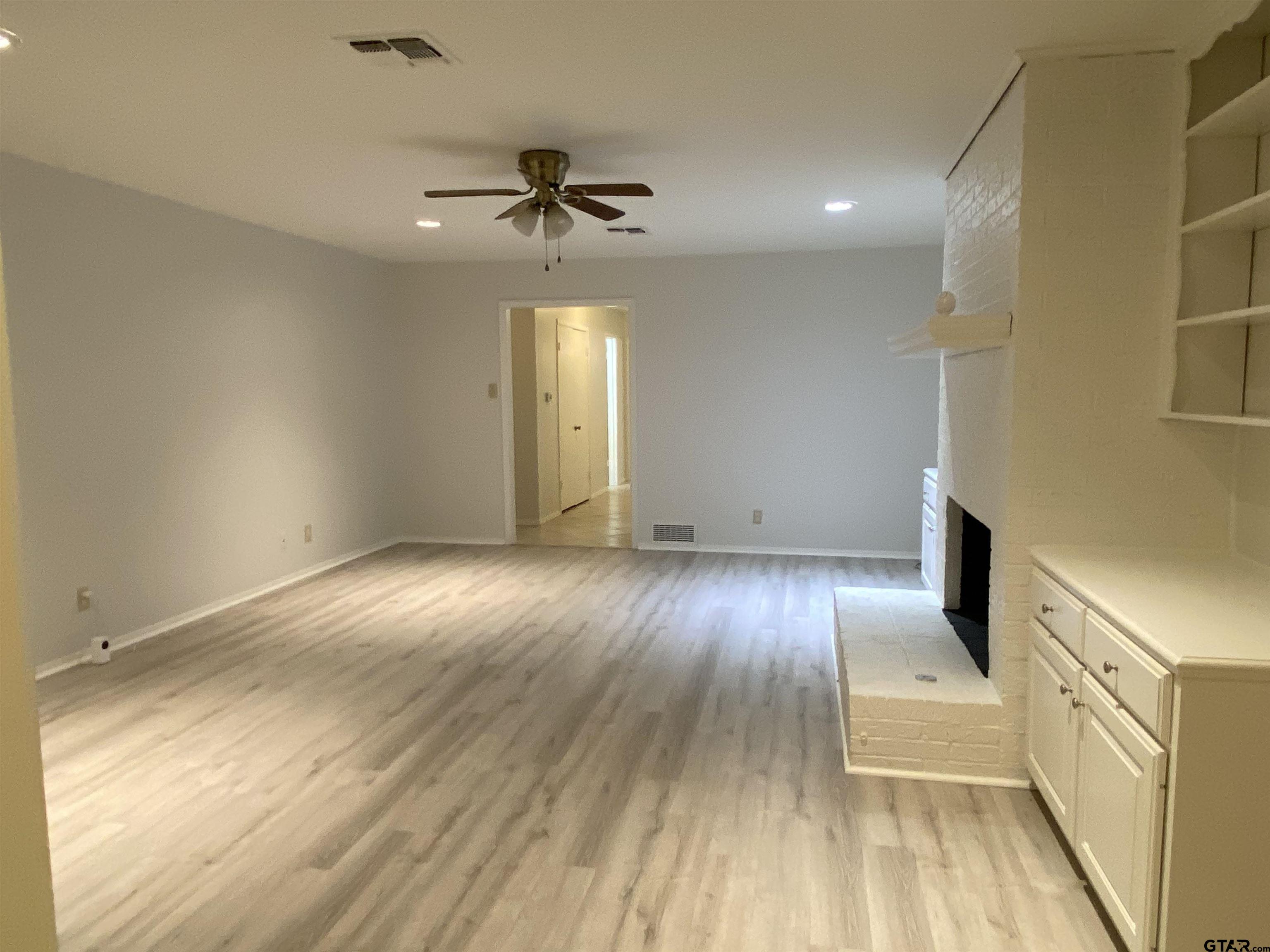3806 New Copeland Road Tyler, TX 75701 - Photo 2 of 16