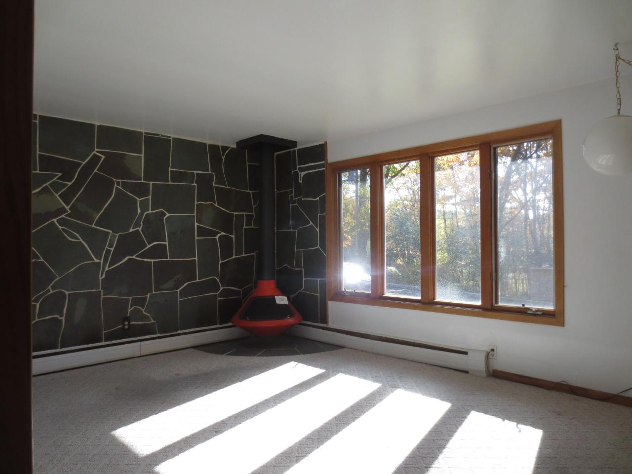 820 West Davenport Street Rhinelander, WI 54501 - Photo 3 of 21 Gallery Image 3