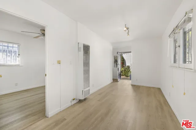 $1,395,000 | 852 Venezia Avenue, Venice, CA 90291