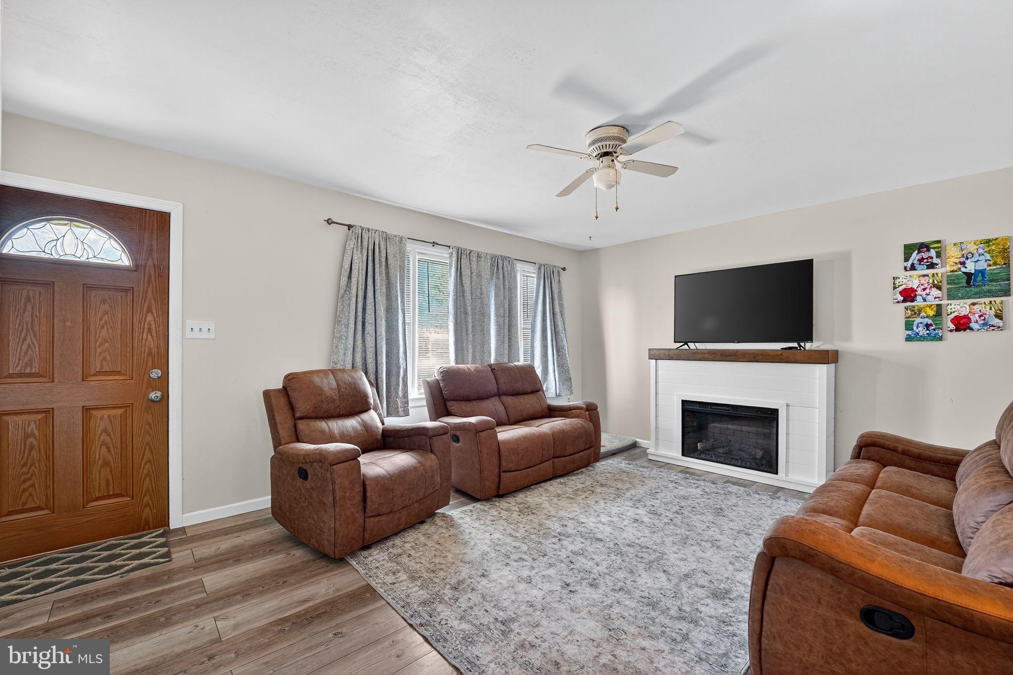 3454 Augusta Road Manchester, MD 21102 - Photo 5 of 29