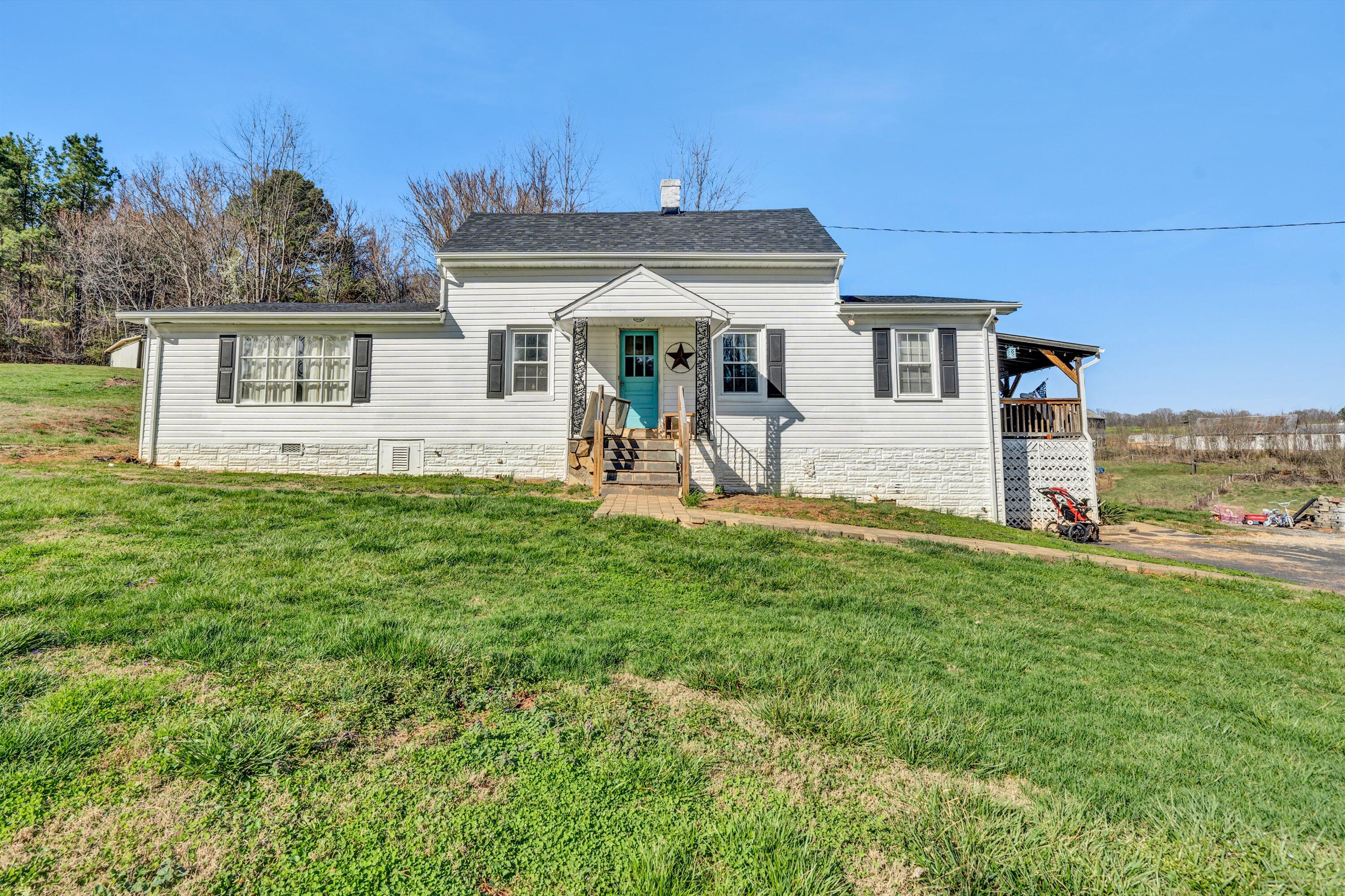 1323 Retreat Road Boones Mill, VA 24065 - Photo 1 of 4 Main Listing Photo