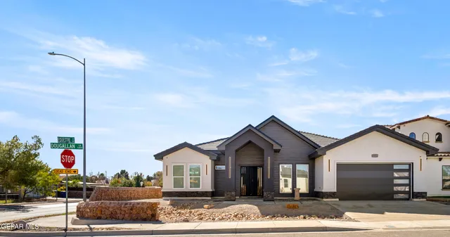 $670,000 | 5421 Doug Allan, El Paso, TX 79932