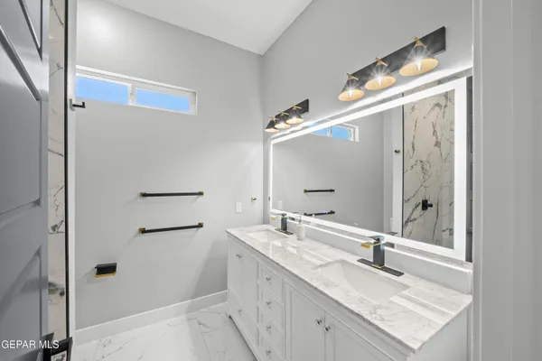 $659,500 | 5421 Doug Allan, El Paso, TX 79932