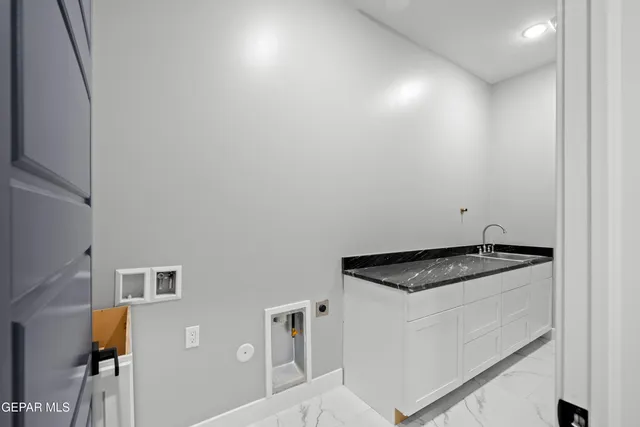 $670,000 | 5421 Doug Allan, El Paso, TX 79932