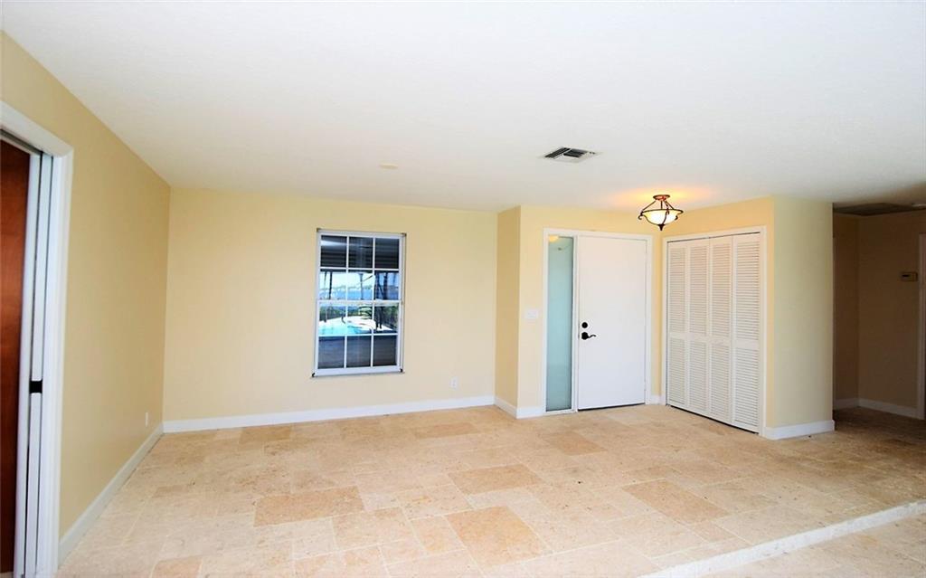 831 Southeast Riverside Drive Stuart, FL 34994 - Photo 9 of 36 Gallery Image 9