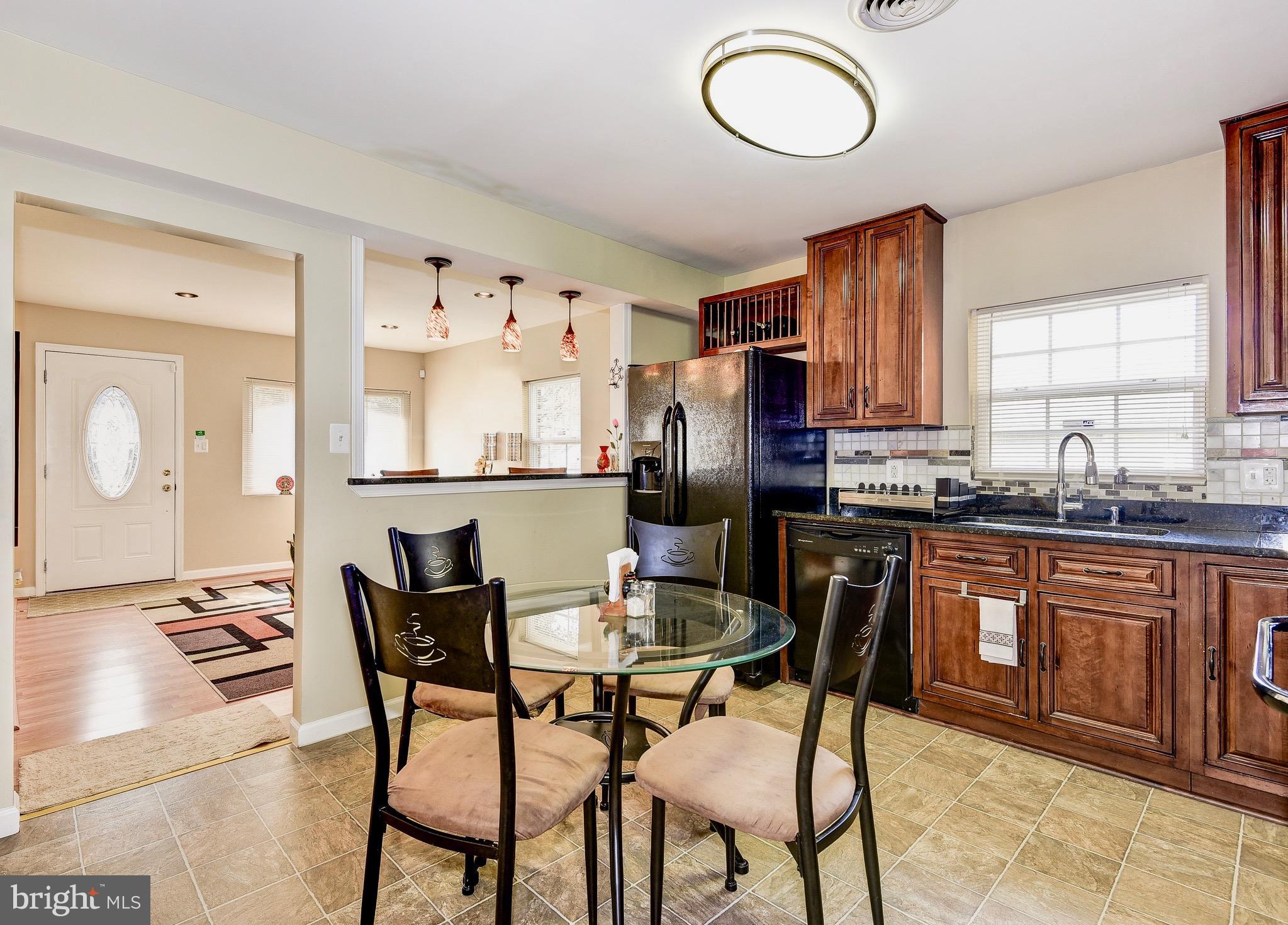 9024 Taylor Street Springdale, MD 20706 - Photo 7 of 18 Kitchen