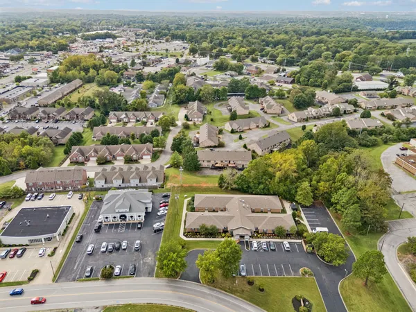$395,000 | 1818 Memorial Drive, Unit 41, Clarksville, TN 37043