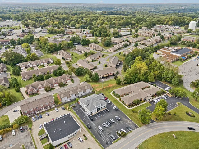 $425,000 | 1818 Memorial Drive, Unit 41, Clarksville, TN 37043