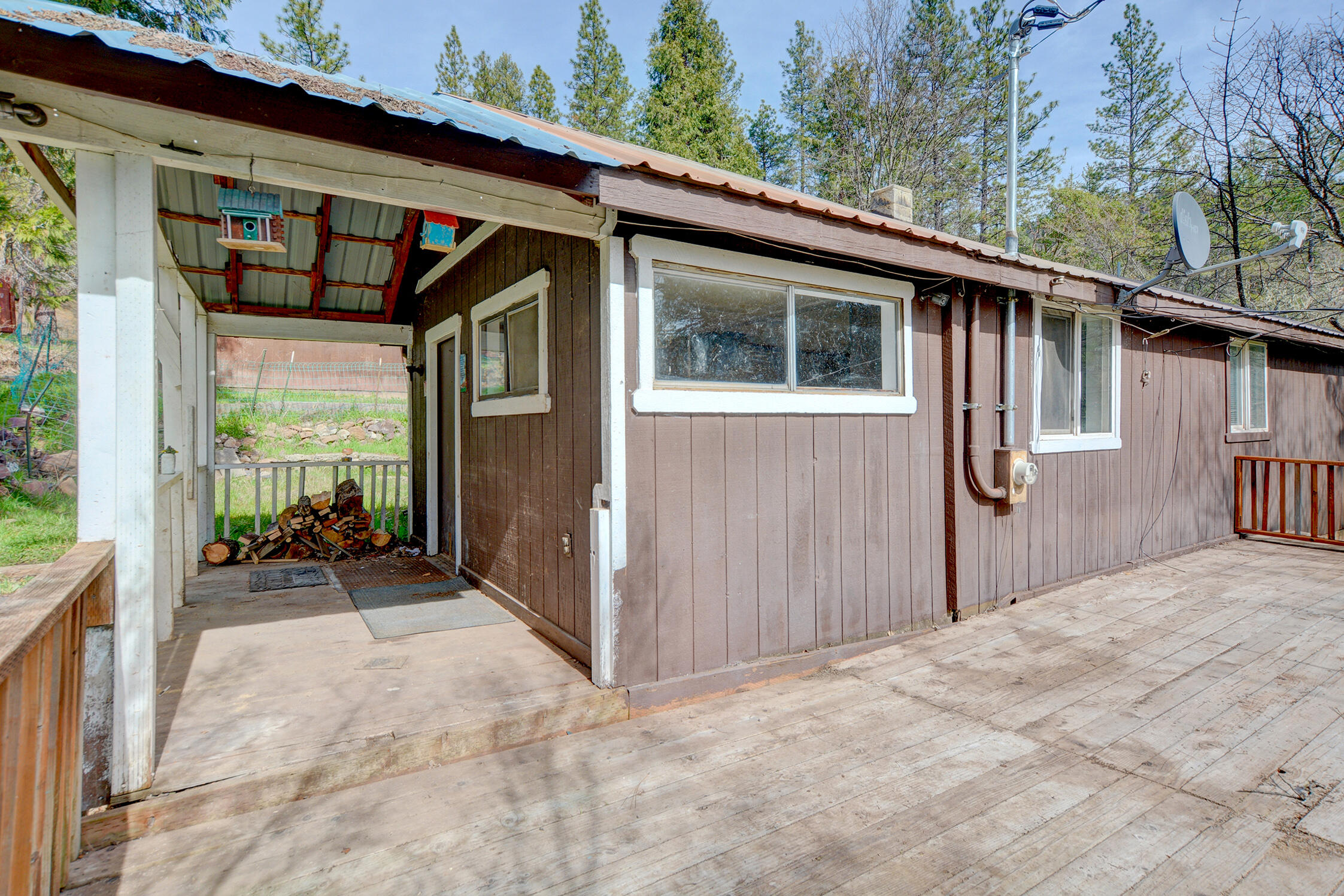 5492 Highway 227 Trail, OR 97541 - Photo 26 of 57