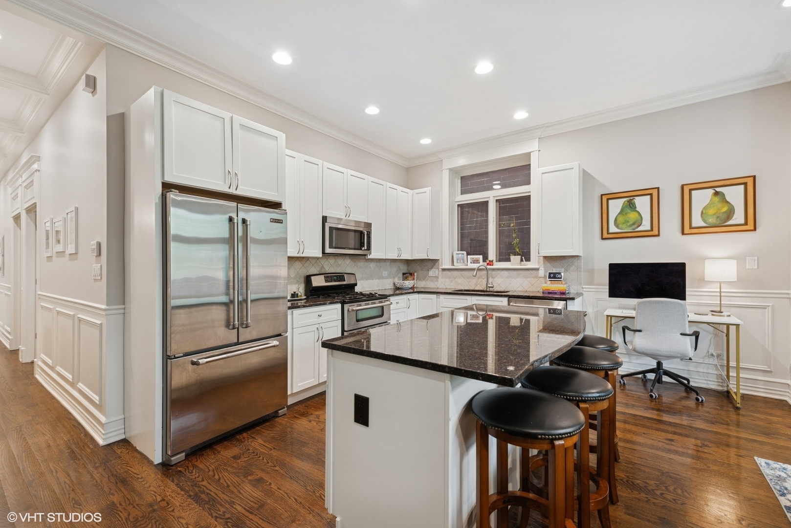 2243 West Irving Park Road, Unit 2W Chicago, IL 60618 - Photo 4 of 19