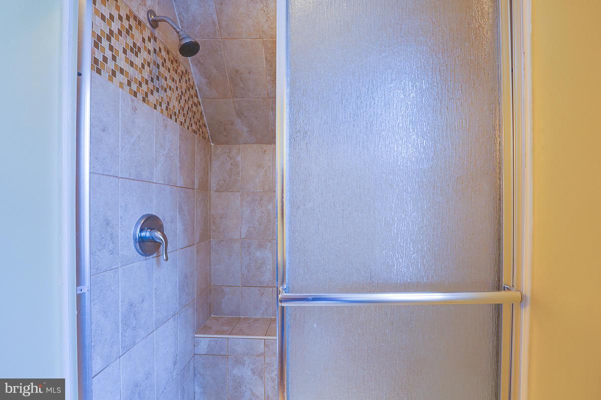 4515 Raspe Avenue Baltimore, MD 21206 - Photo 24 of 30 Bath
