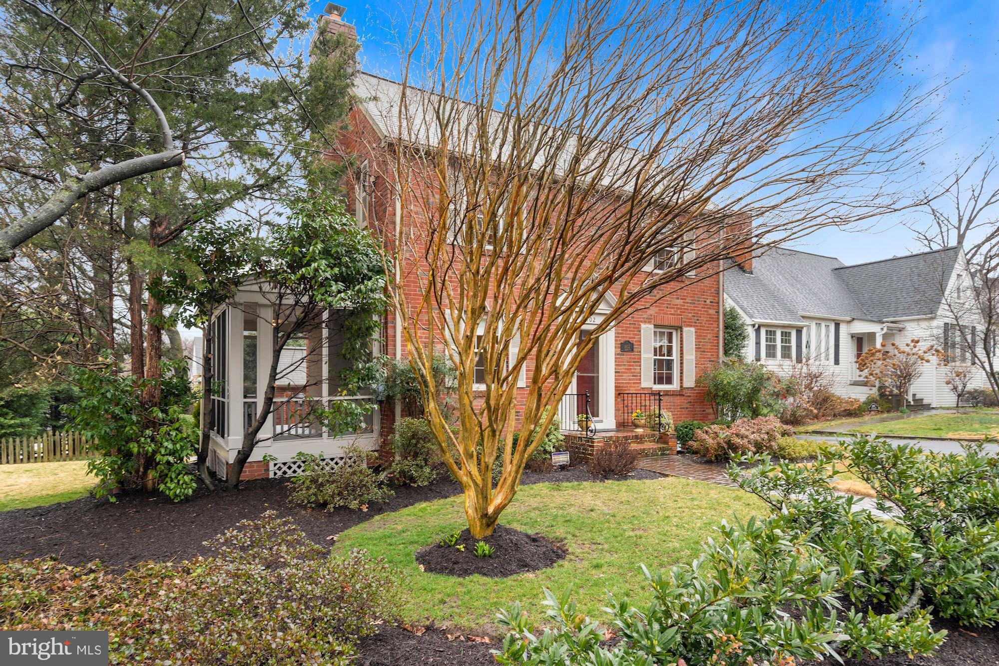 1402 North Glebe Road Arlington, VA 22207 - Photo 2 of 22