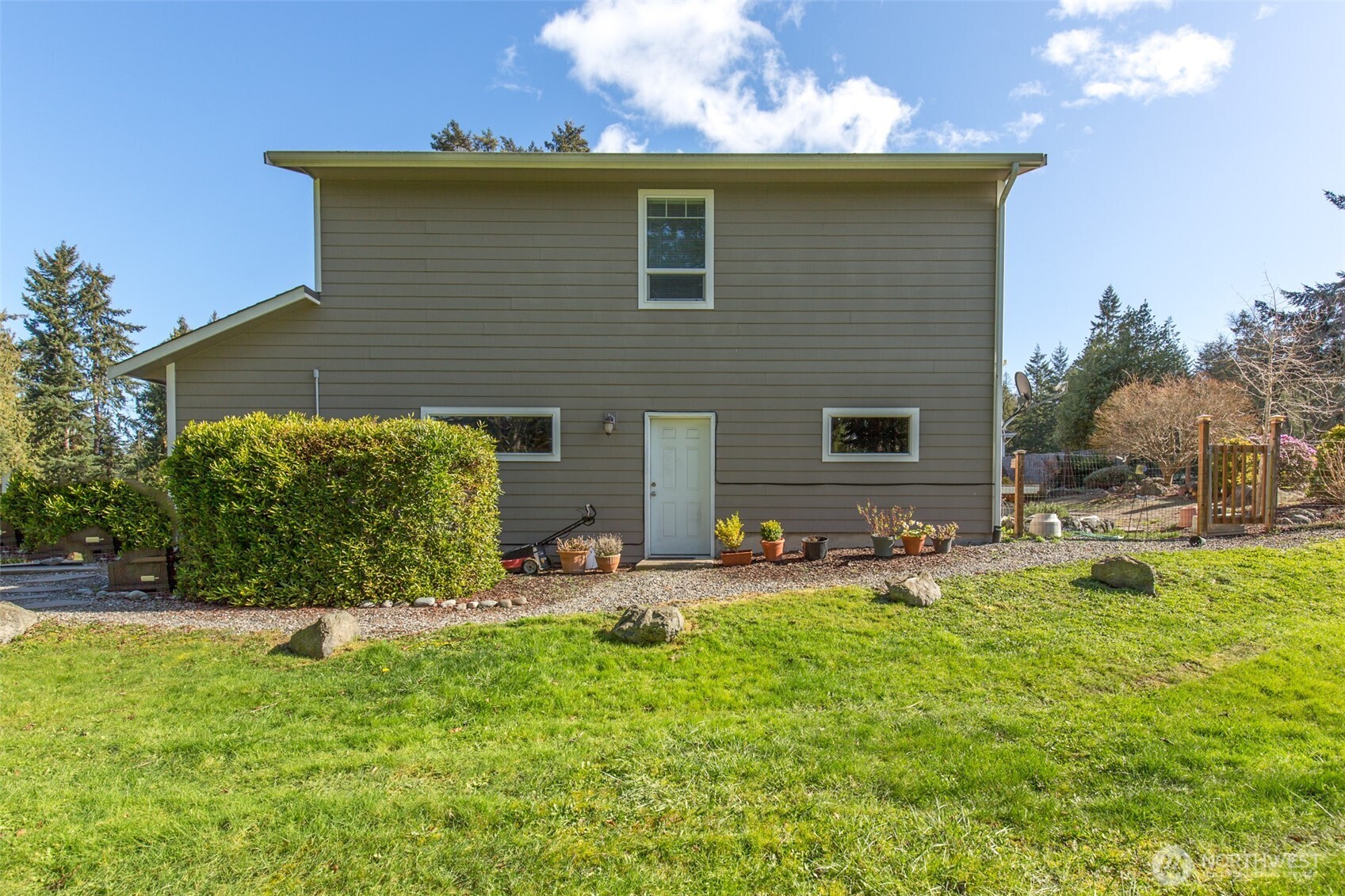 306 Taylor Boulevard Sequim, WA 98382 - Photo 6 of 33