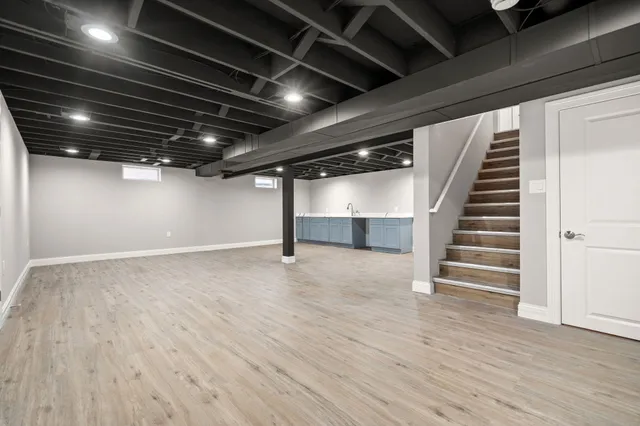 $395,995 | 8749 Monroe Avenue, Munster, IN 46321