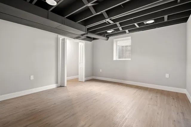 $395,995 | 8749 Monroe Avenue, Munster, IN 46321