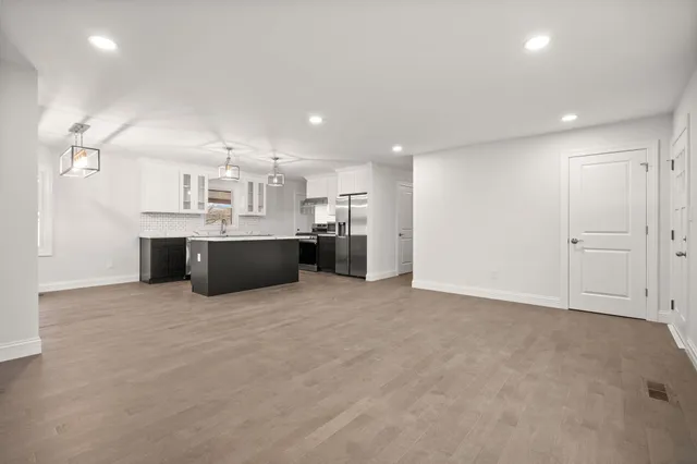 $395,995 | 8749 Monroe Avenue, Munster, IN 46321