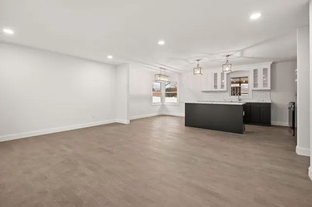 $395,995 | 8749 Monroe Avenue, Munster, IN 46321