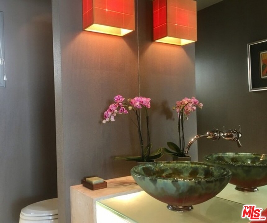 216 24th Street Manhattan Beach, CA 90266 - Photo 13 of 20