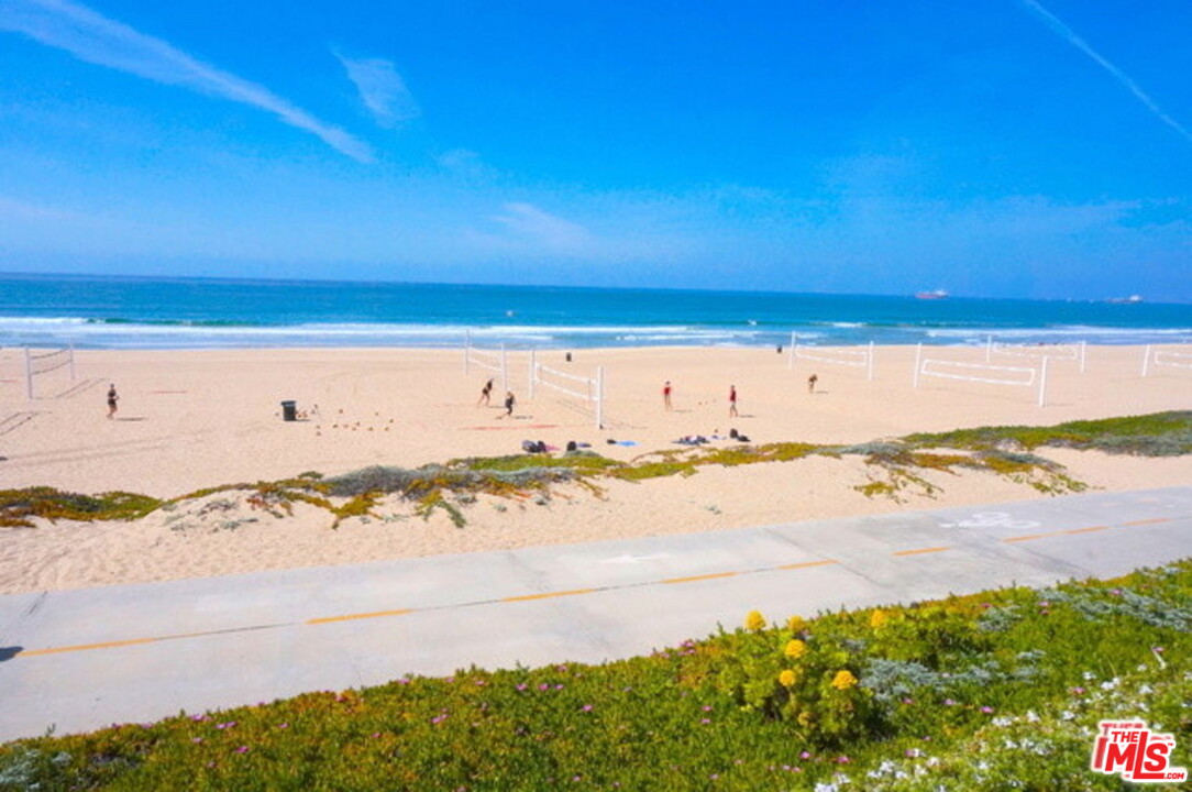 216 24th Street Manhattan Beach, CA 90266 - Photo 19 of 20