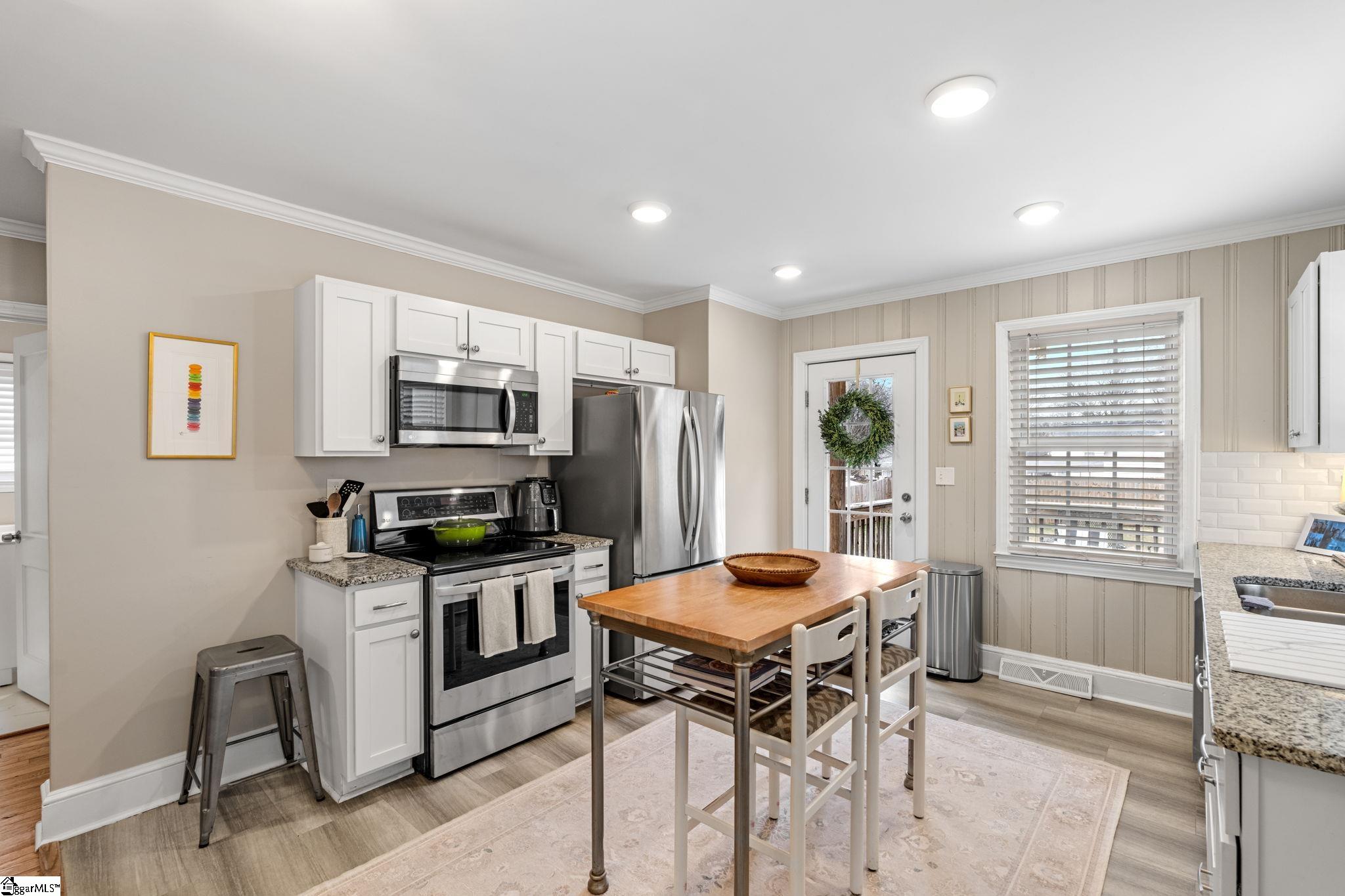 119 Cumberland Avenue Greenville, SC 29607 - Photo 16 of 23