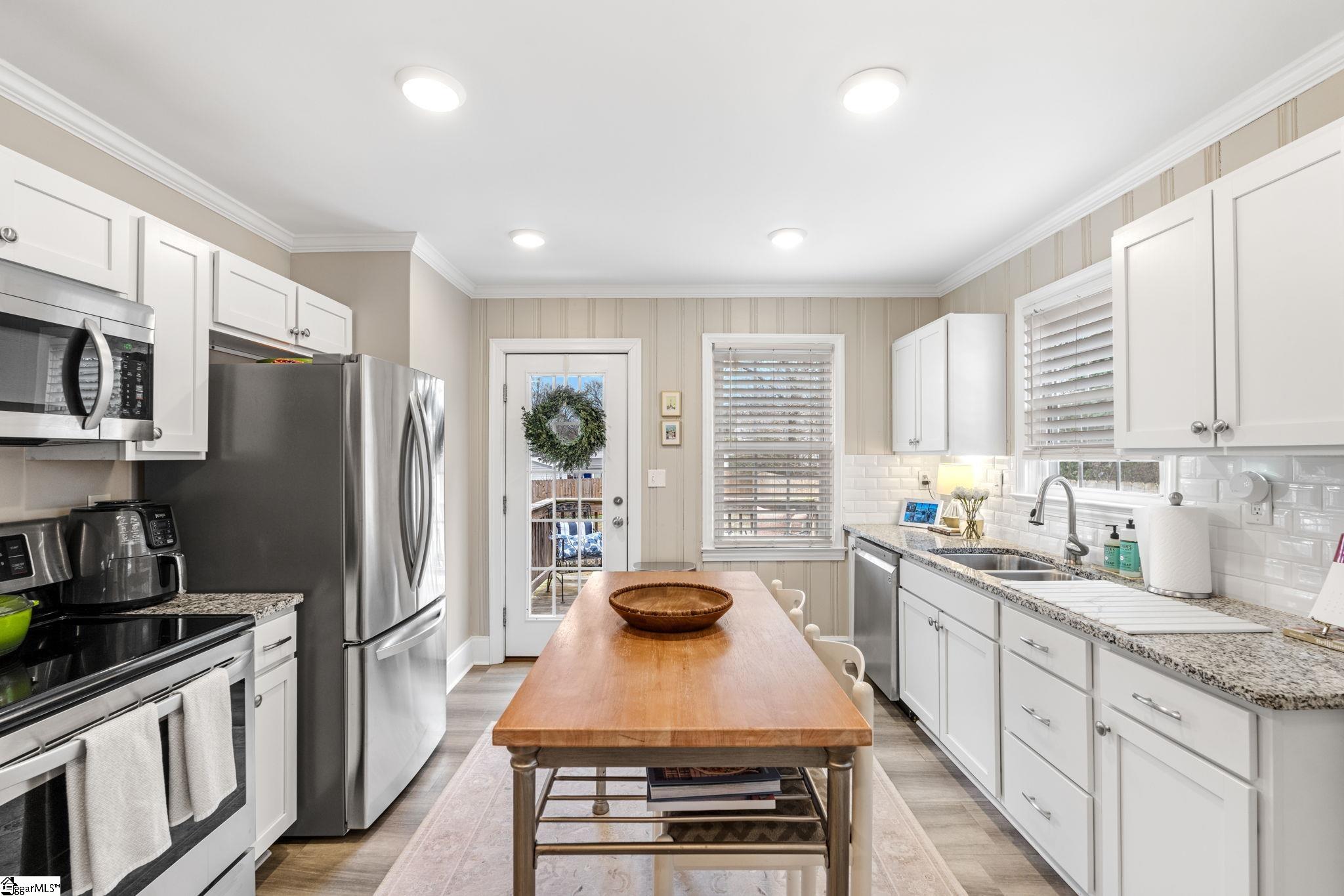 119 Cumberland Avenue Greenville, SC 29607 - Photo 19 of 23