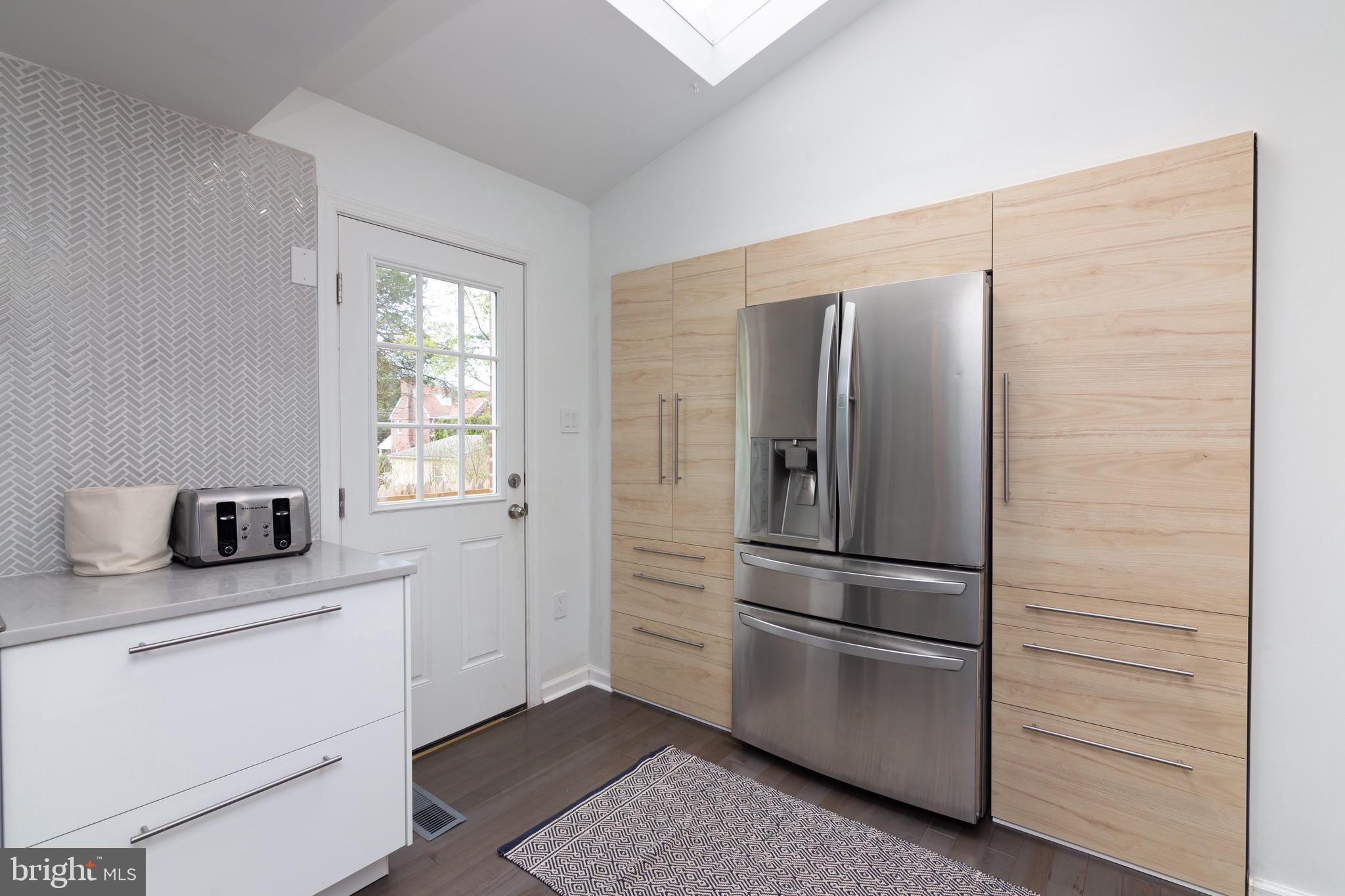 518 East Spring Avenue Ardmore, PA 19003 - Photo 8 of 38 New built in cabinets