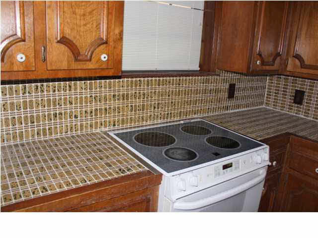 4321 Siwell Road Byram, MS 39212 - Photo 9 of 25 Kitchen