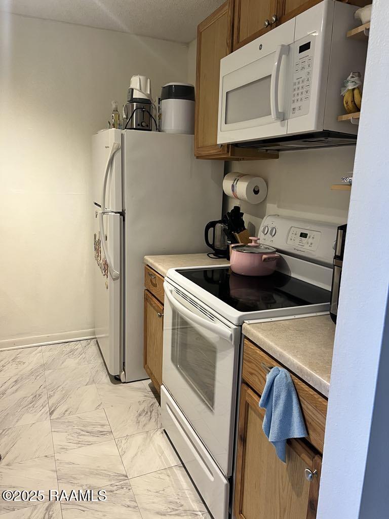 610 Pillette Road, Unit 194 Lafayette, LA 70508 - Photo 3 of 7 a531a376-d705-437b-80f3-e11253d4a1bc