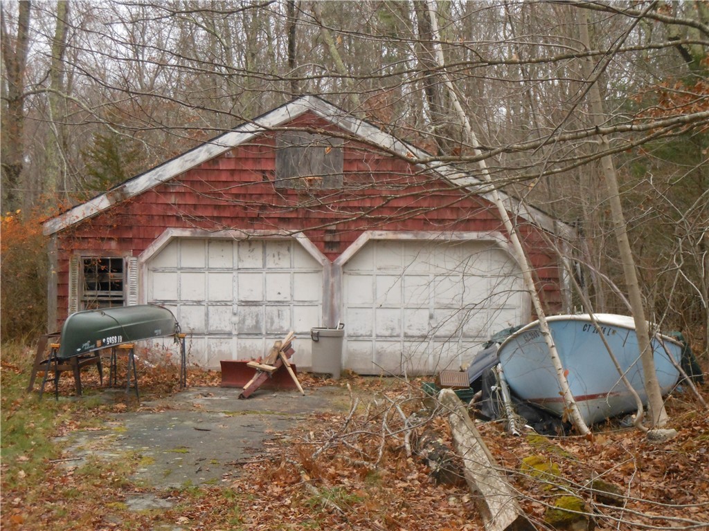 89 East Killingly Road Foster, RI 02825 - Photo 35 of 40 TWO-CAR DETACHED GARAGE
